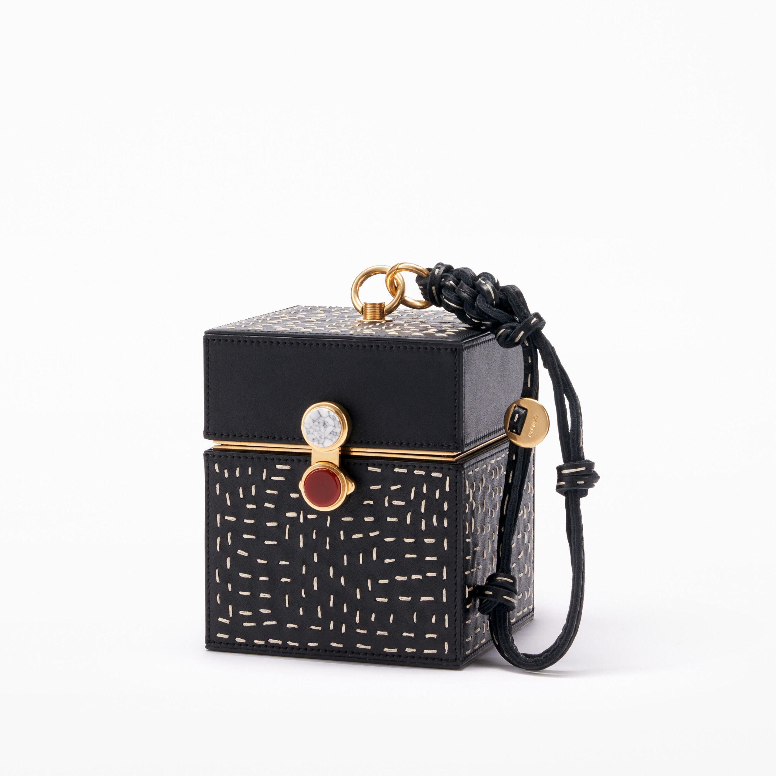 byr_25_byproduct_ecom_atelier_box_2800_x_2800_1