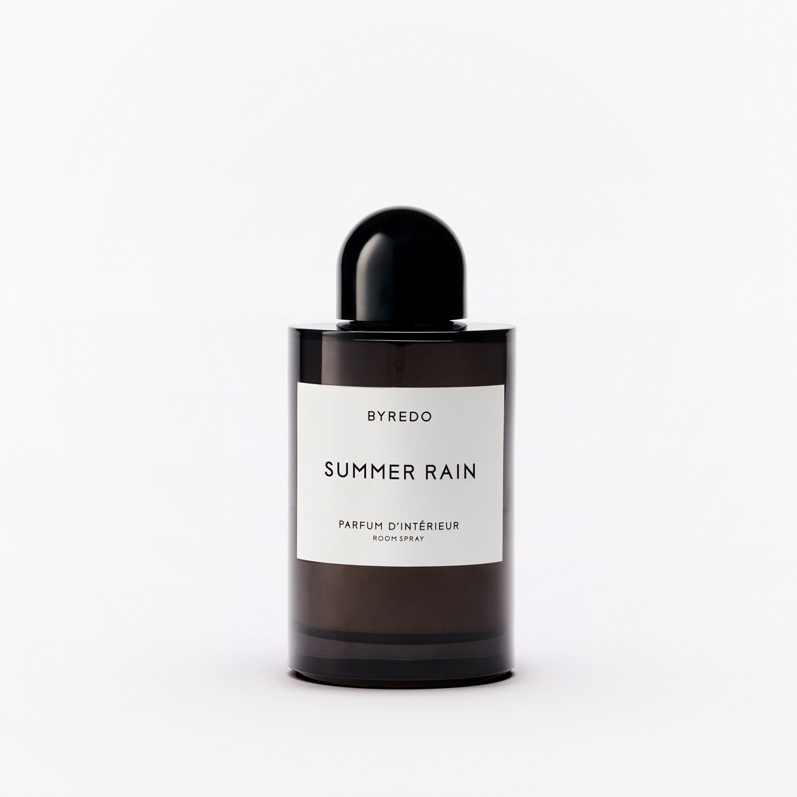 byr_ecom_25_home_room_spray_250ml_summer_rain_image3_2800x2800